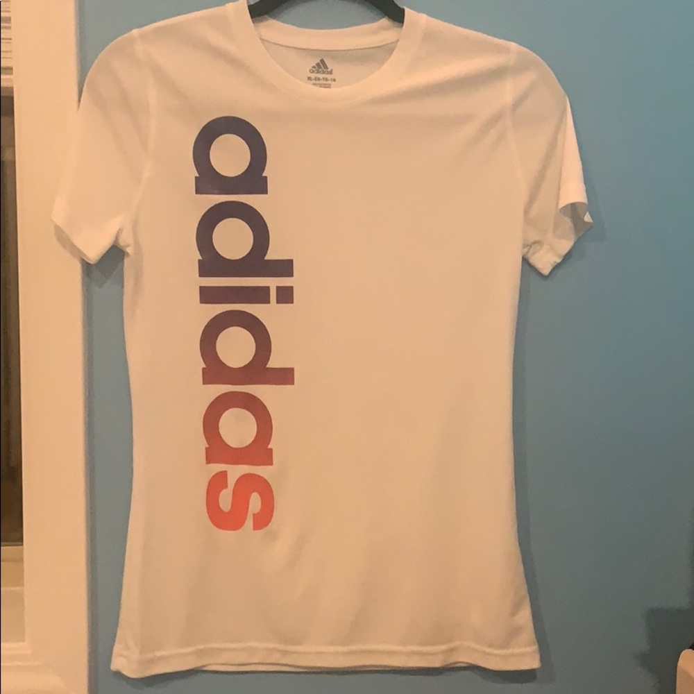 Adidas t-shirt